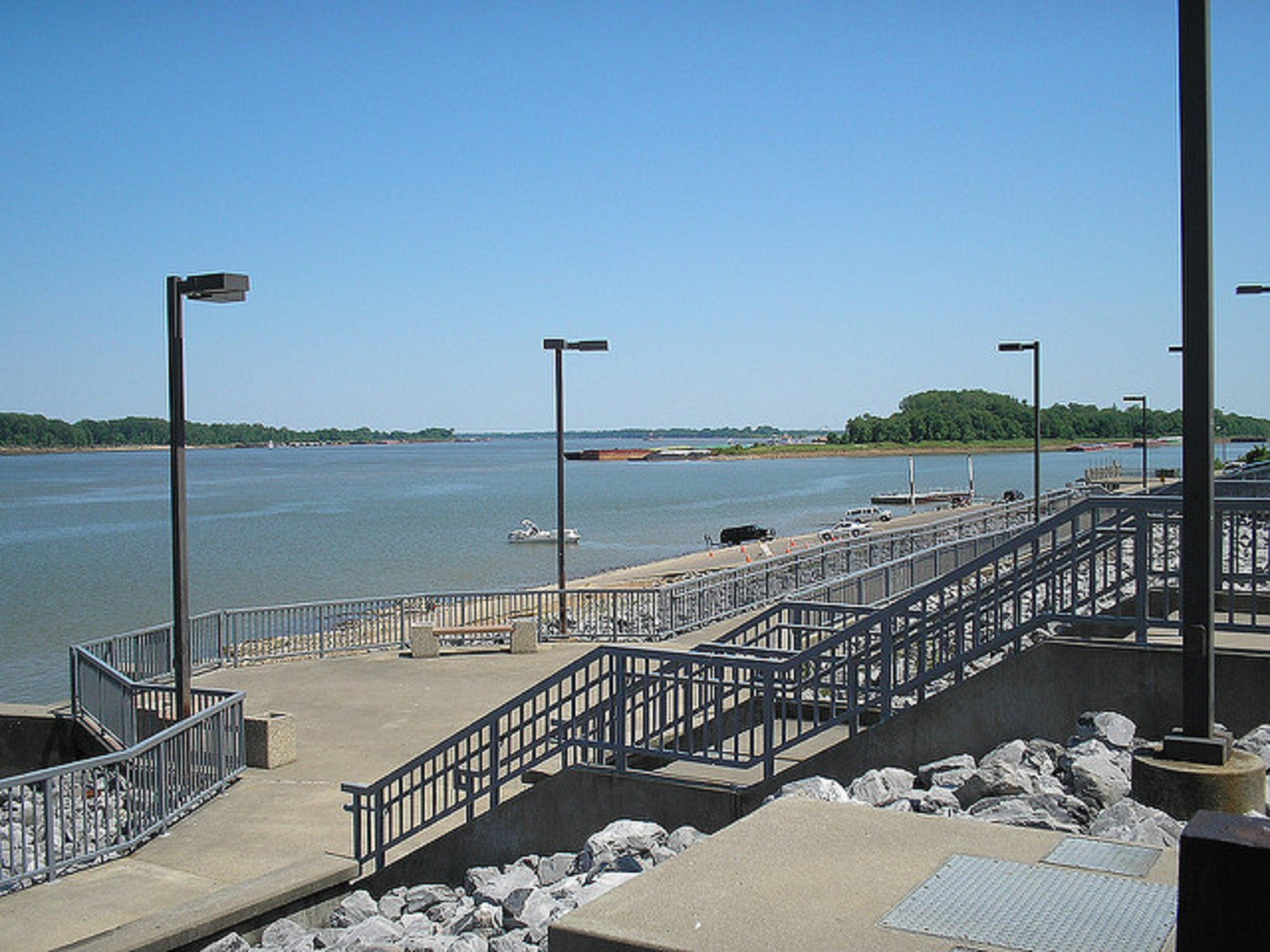 Holiday Inn Paducah Riverfront, An Ihg Hotel Exterior photo